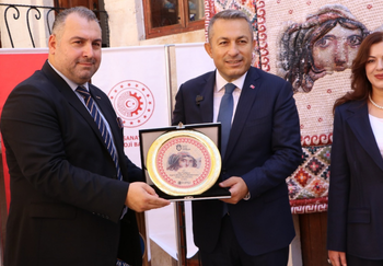 A Needle, A Loop: Kilis’s elegant heritage is carried into the future